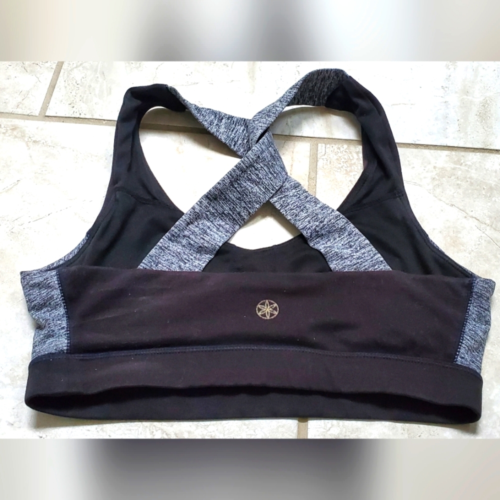 GAIAM Women's Black and Gray Sports Bra - S